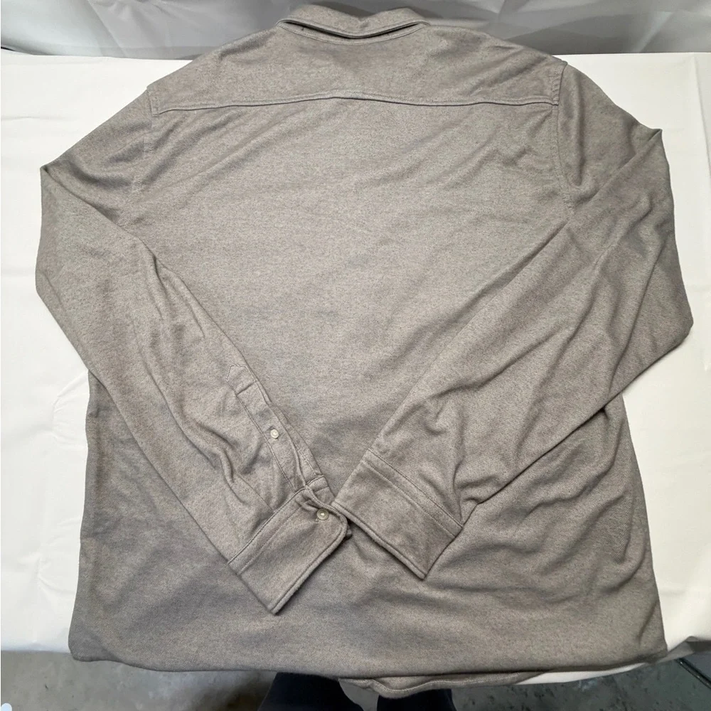 Banana Republic Men's Light‎ Gray Button-Down Shirt